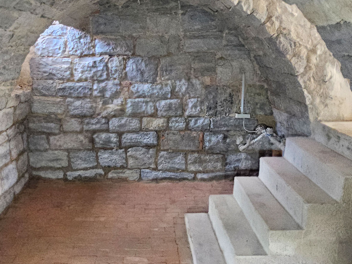 gew&ouml;lbekeller-5-4